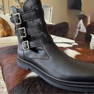 Franco Sarto L Argo Black Leather Buckle Ankle Boot Sz 8.5 NWT